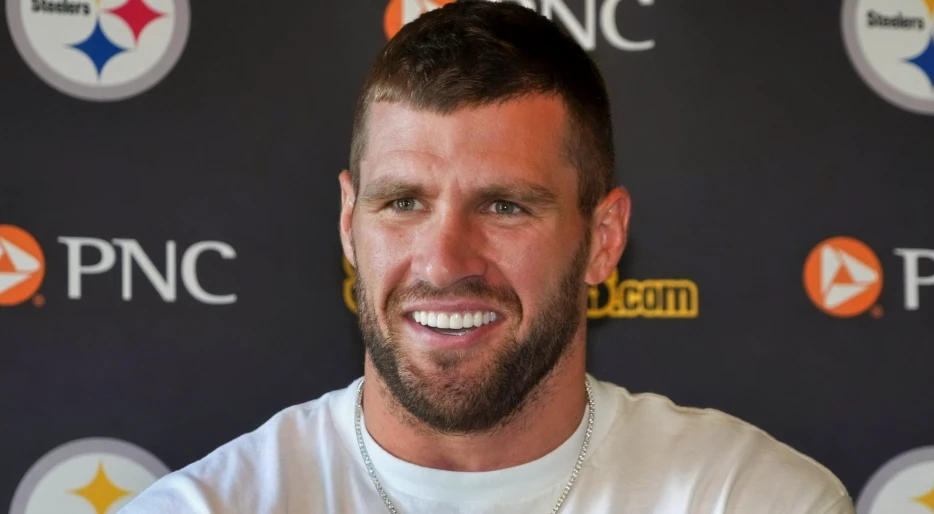 Pittsburgh Steelers Receive Massive Update On TJ Watt Ahead Of Win-Or-Go-Home Game vs. Baltimore Ravens