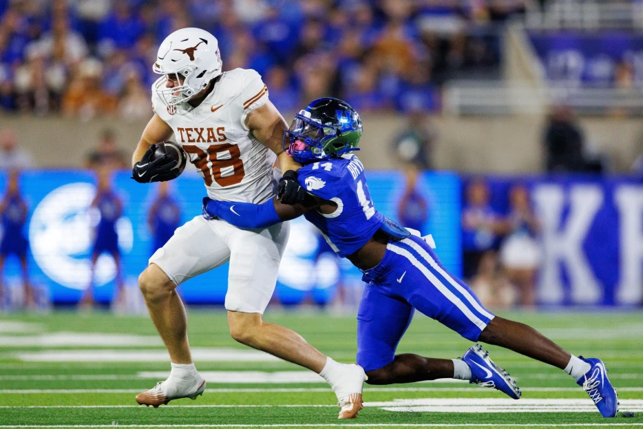 Texas TE Jack Endries Declares For 2026 NFL Draft