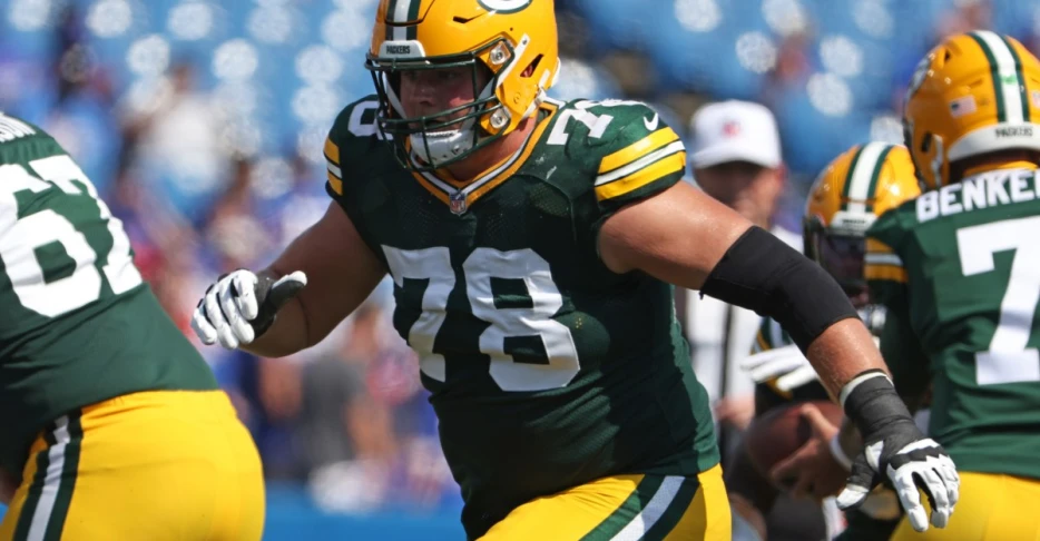 Former Packers OL receives $51 million extension