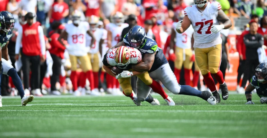 Rams fan discussion: Week 18 Saturday games have Panthers vs. Buccaneers and Seahawks vs. 49ers