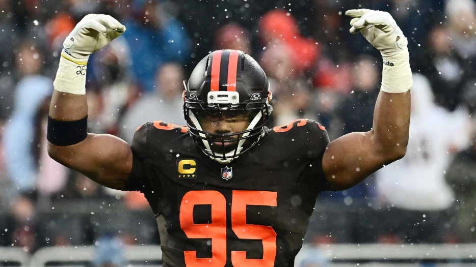 Browns’ Myles Garrett gets brutally honest on breaking sack record with minutes to go in season
