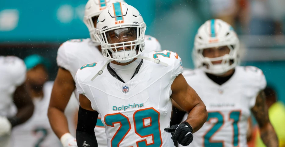 Dolphins vs Patriots inactive players lists: Miami down five starters
