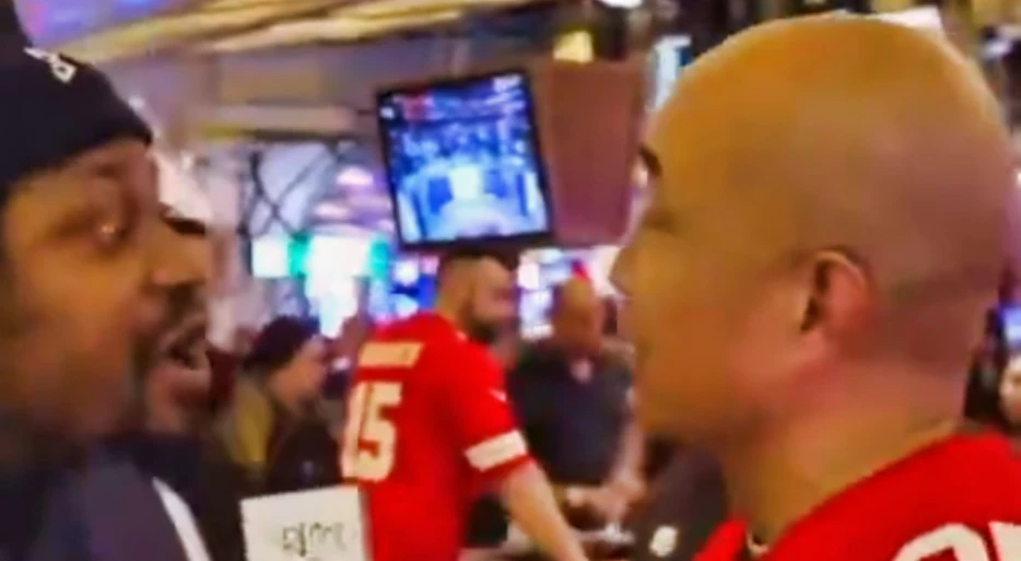 Marshawn Lynch Was Hurling Vulgar Abuse At 49ers Fans In Las Vegas Casino [VIDEO]