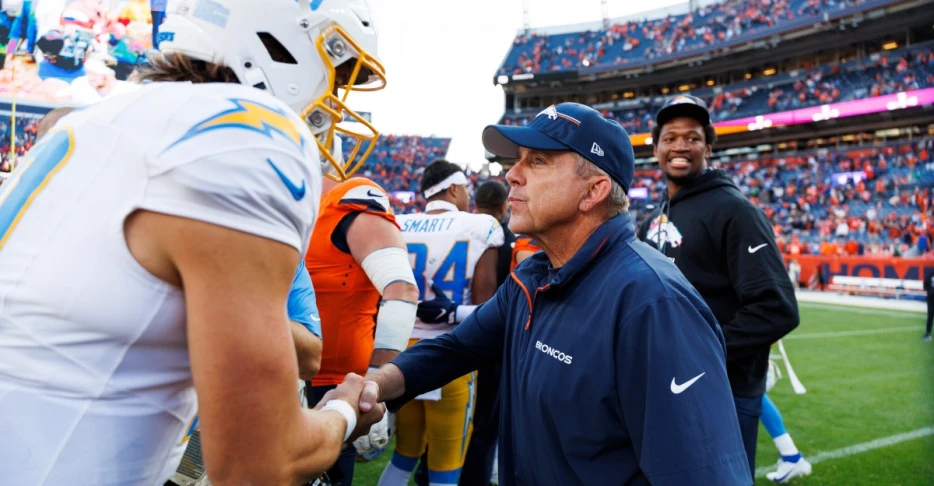 NFL Week 18 Late Games Open Thread