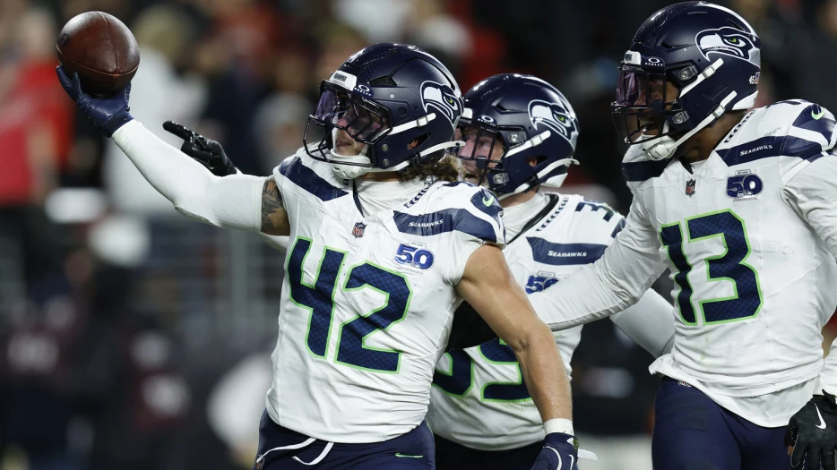 Seahawks ruin 49ers’ storybook home field advantage push with commanding Week 18 win