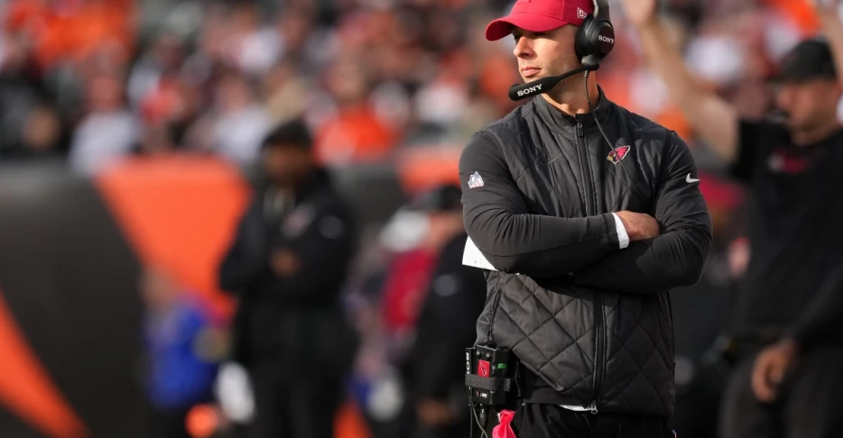 After latest losing season, Arizona Cardinals have three of the worst head coaches in NFL history