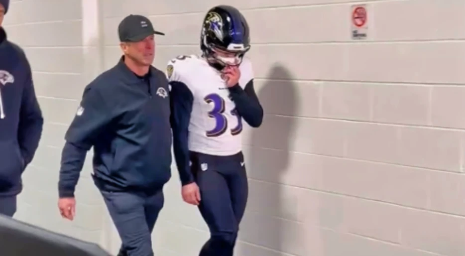 Behind-The-Scenes Cameras Caught Ravens HC John Harbaugh’s Actions Towards Tyler Loop After His Missed Field-Goal Ended Their Season [VIDEO]