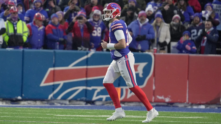 Bills’ Josh Allen knows he makes classic red helmets look good in fiery speech before Highmark Stadium finale