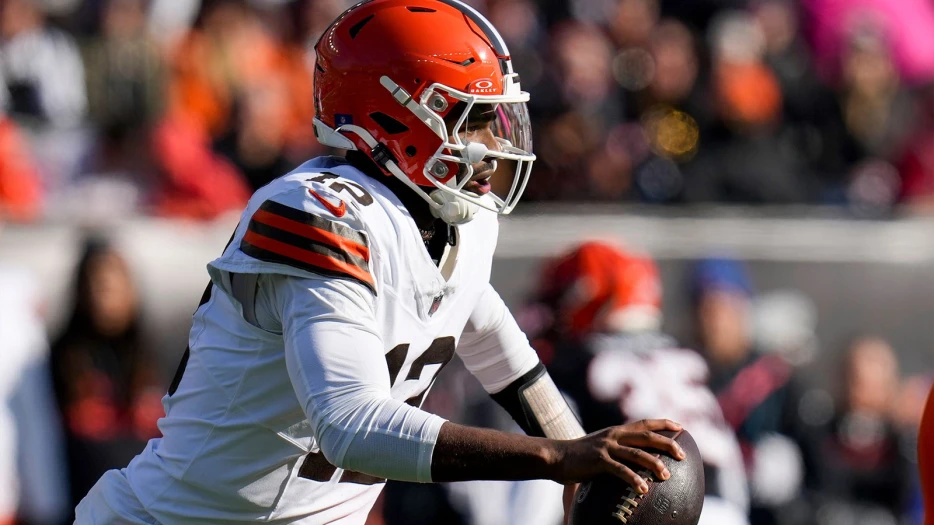 Browns’ Andrew Berry won’t commit to Shedeur Sanders as 2026 starting QB