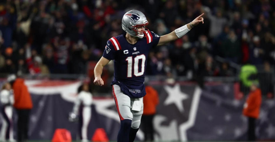 Fan Notes from the Patriots’ 38-10 win over the Dolphins