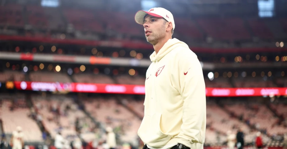 Jonathan Gannon out as Arizona Cardinals head coach, leaves with 0-6 record vs. Seahawks