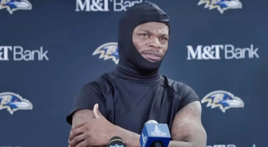 “Livid” Lamar Jackson Didn’t Even Bother To Speak To Tyler Loop After His Missed Field Goal [VIDEO]