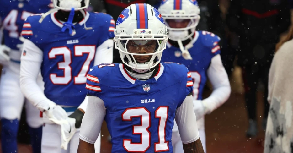 Max Hairston injury: Buffalo Bills cornerback leaves Week 18 game