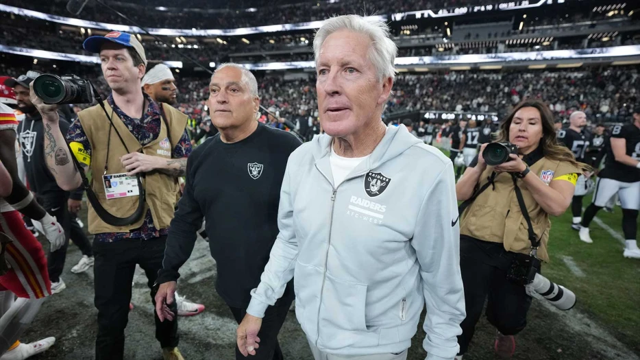 Raiders’ Pete Carroll still wants to coach in 2026 after nightmare season