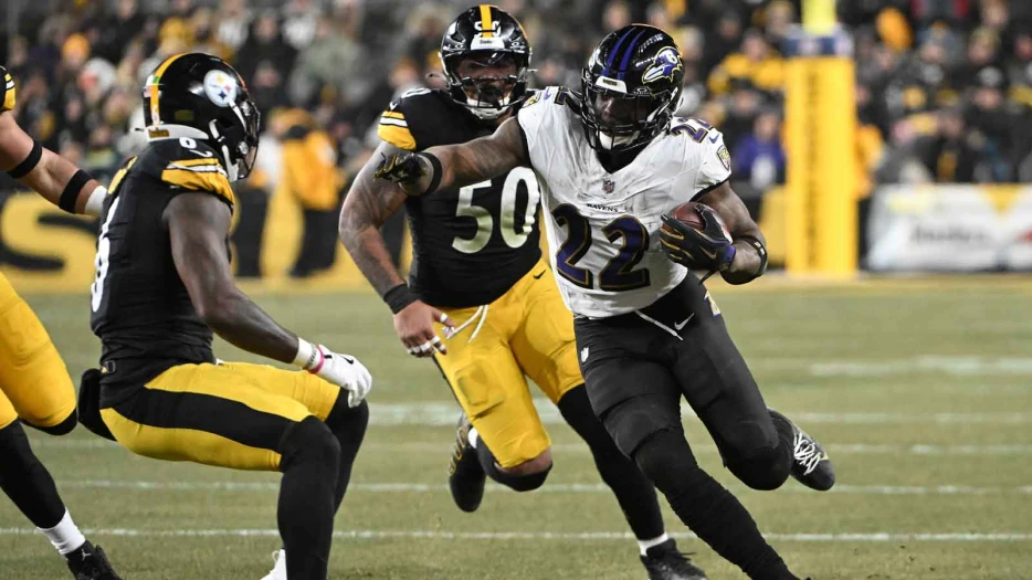 Ravens’ Derrick Henry ties Barry Sanders’ NFL record amid Steelers clash