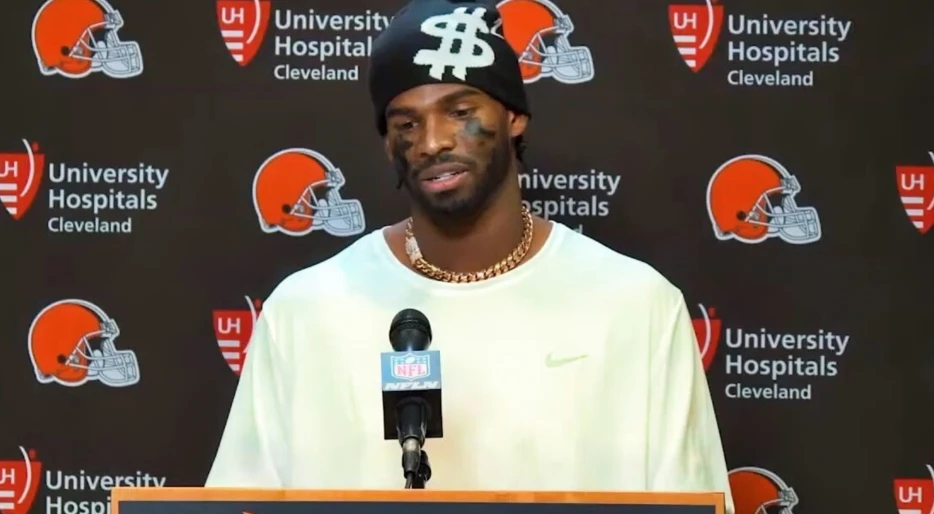 Shedeur Sanders Used One Word To Describe Kevin Stefanski After Last Game Of His Rookie Season [VIDEO]