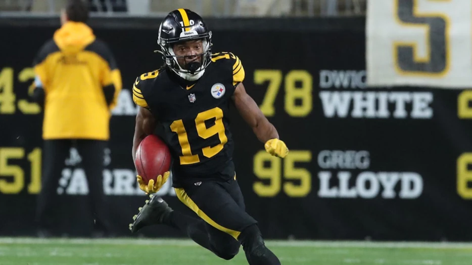 Steelers’ Calvin Austin III credits ‘too lit’ crowd for spooking Tyler Loop