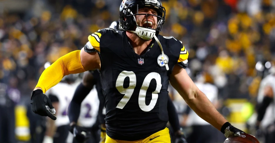 Steelers will host Texans in Monday night wild card game