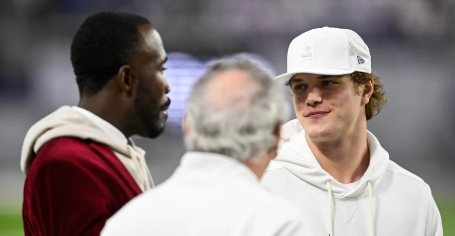 Vikes Views: Nincompoop of the Year