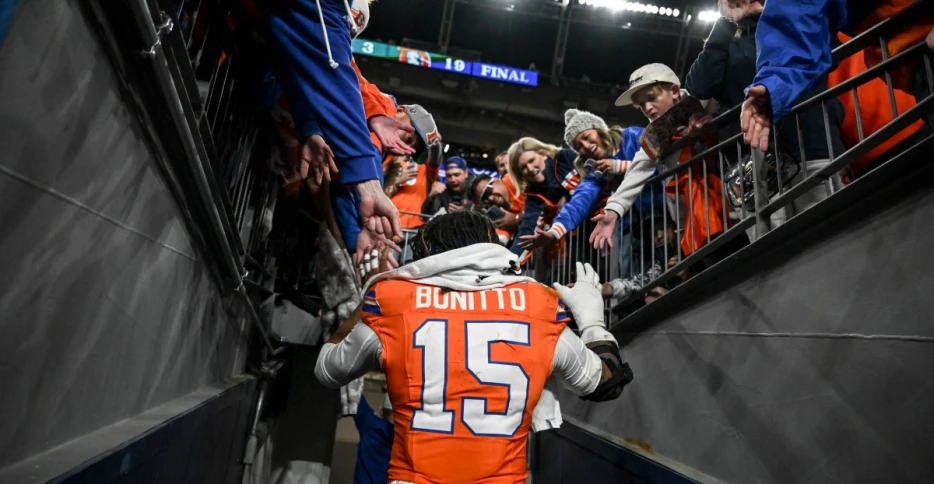 Winners and losers from the Broncos 19-3 victory over the Chargers
