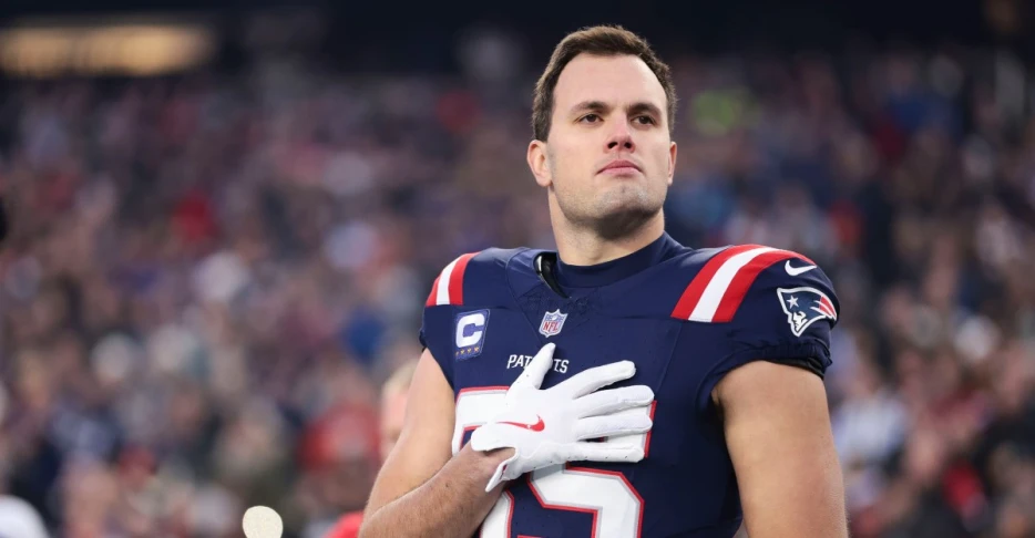 10 Patriots unlock contract incentives during regular season