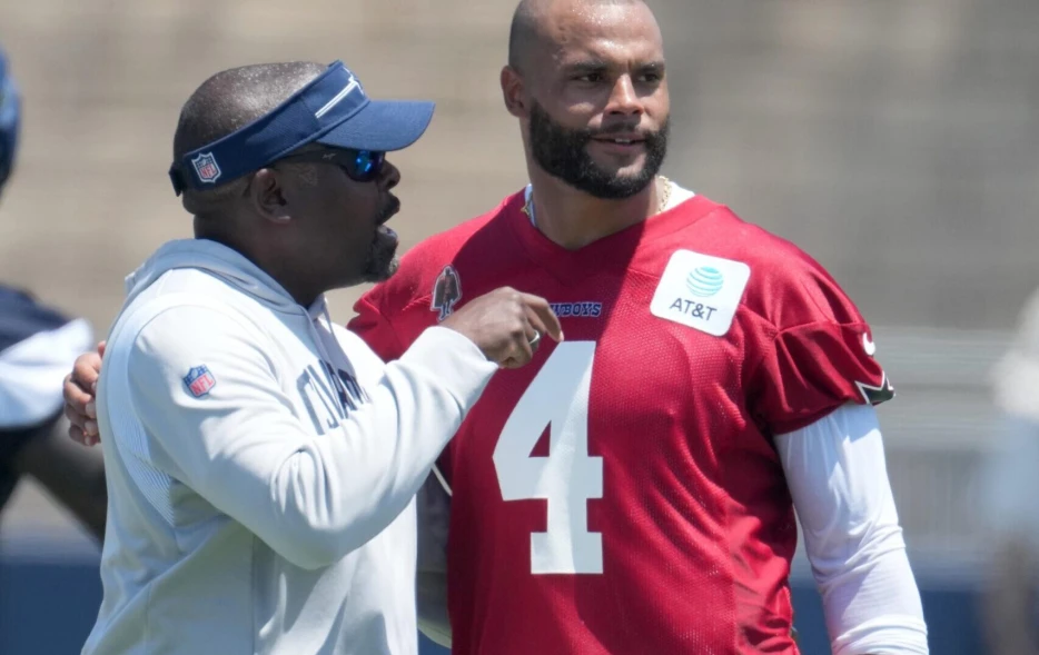 Commanders Also Fired DC Joe Whitt Jr.