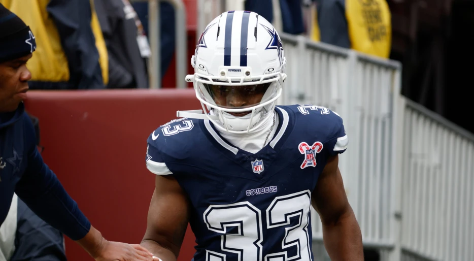 Dallas Cowboys Being Linked To Injury-Prone Superstar Running Back To Replace Javonte Williams
