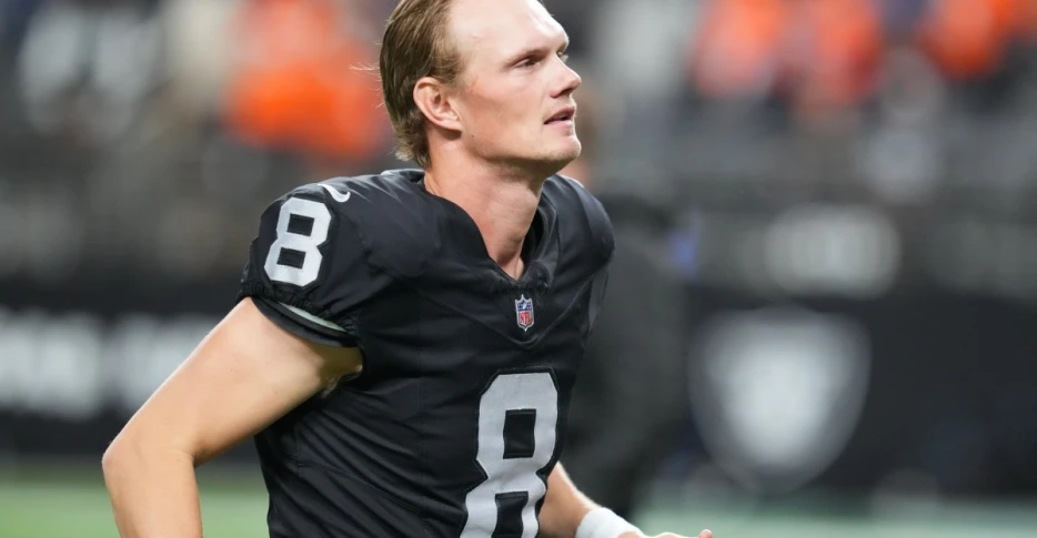 Daniel Carlson reaches milestone