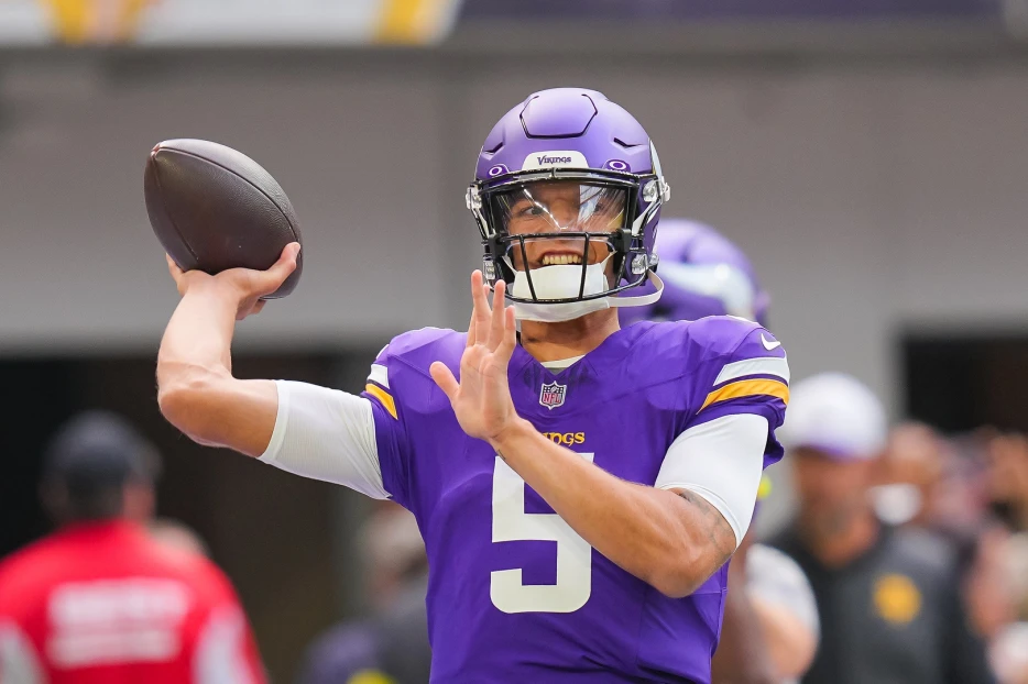 Packers Making Five Moves Including Promoting QB Desmond Ridder