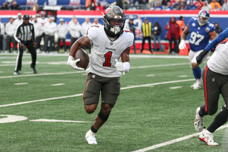 RB Rachaad White Expects To Depart Buccaneers