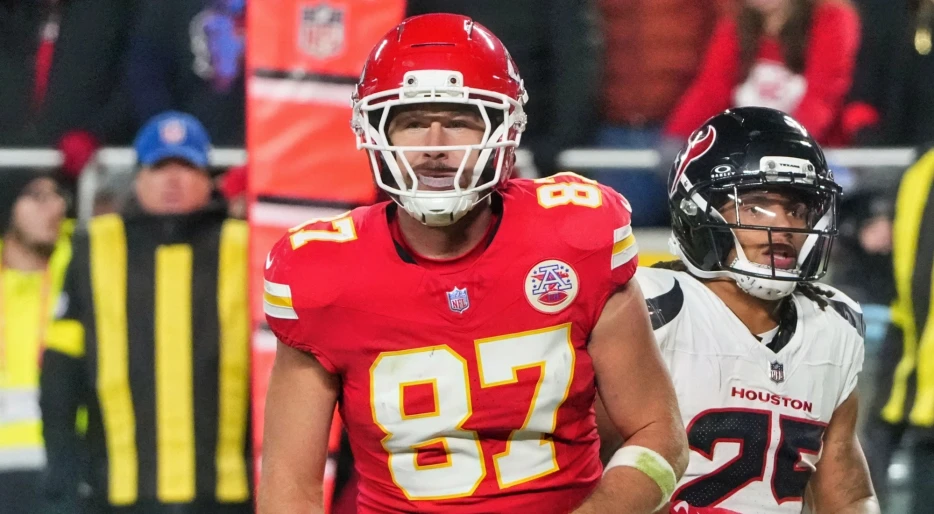 Shocking New Report Reveals The Mind-Blowing Amount Of Money Travis Kelce Will Make As An NFL Broadcaster