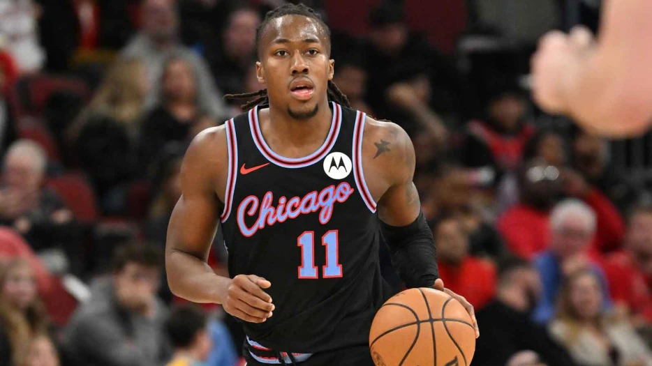 Ayo Dosunmu isn’t too thrilled about Bulls playing during Bears/Packers game