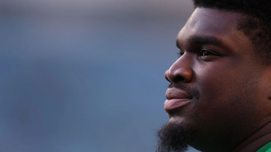 Hard Knocks shows how Eagles DT Jordan Davis ‘wants to look sexy’