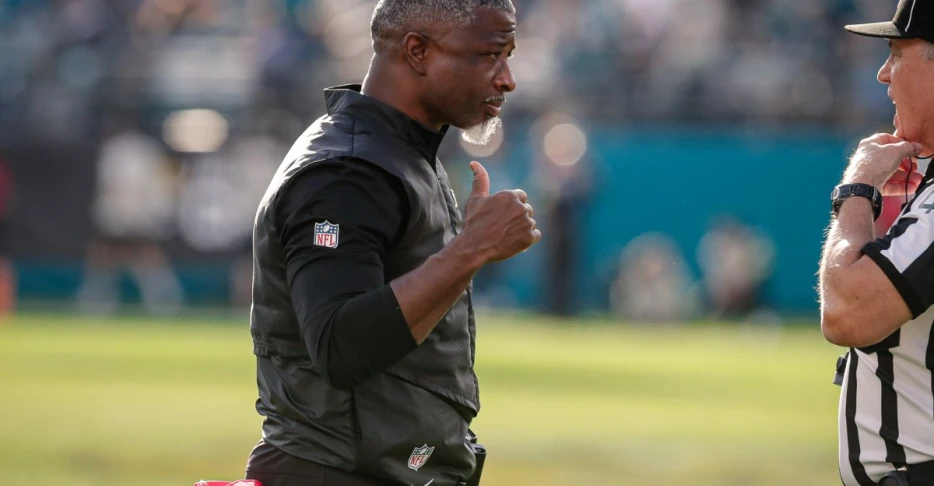 Jets Reacts Survey Postseason: Do you approve of Aaron Glenn’s job performance?