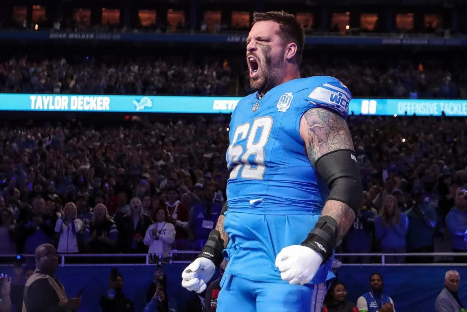 Lions LT Taylor Decker Unsure About Playing In 2026