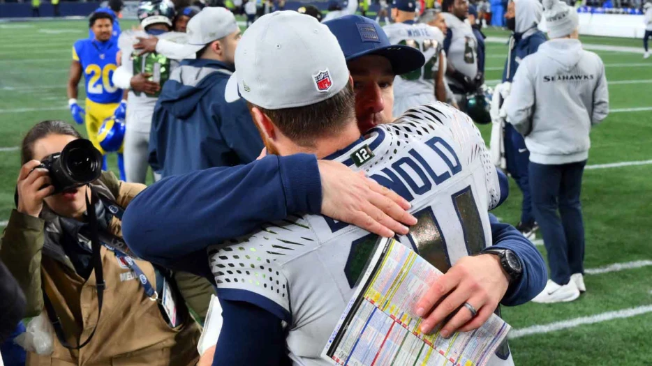 NFL rumors: 4 teams request head coach interviews with Seahawks’ OC