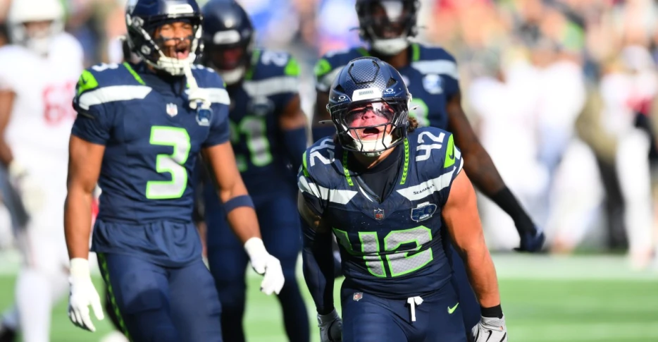 Pre-Snap Reads 1/7: Seahawks D has room to improve