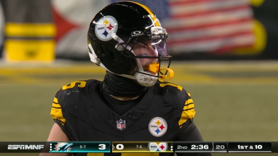 Adam Thielen Shares What Makes Aaron Rodgers Unique To Play With