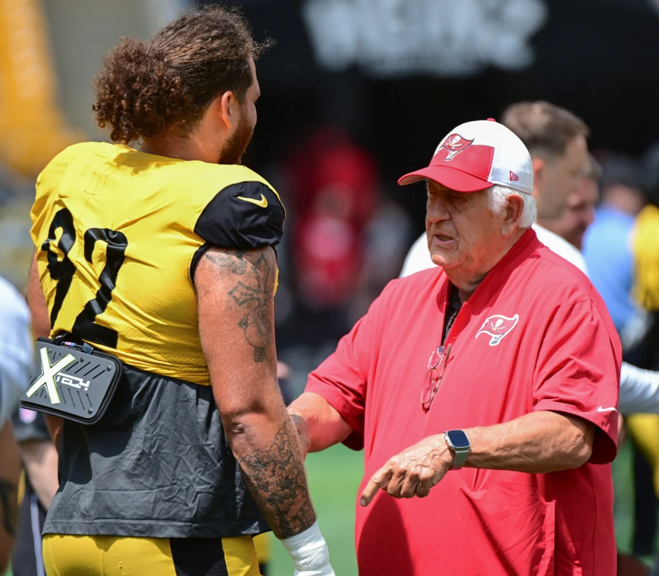 Former Steelers OC Retires after 62 Years of Coaching