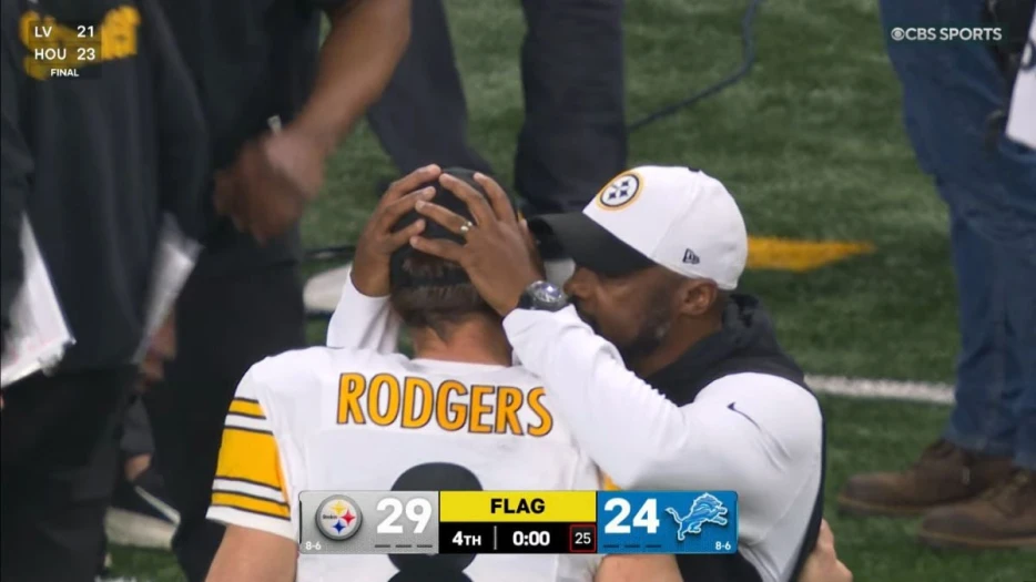 ‘We All Love Him:’ Aaron Rodgers Chides Media For Predicting Mike Tomlin’s Downfall
