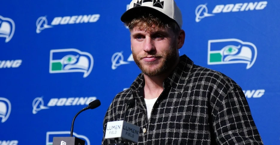 Cooper Kupp mutes announcers sometimes, which means he’ll love new Peacock feature