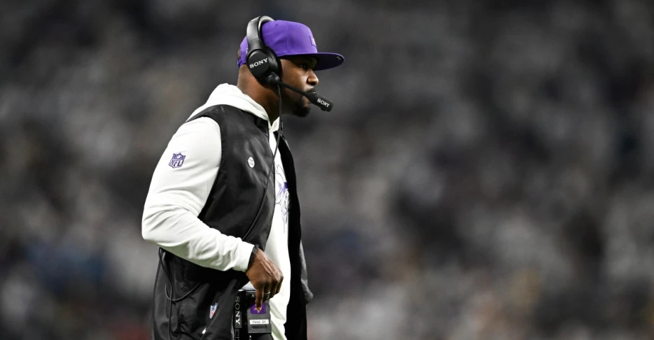 If Brian Flores is going to be Las Vegas Raiders’ candidate, what’s the holdup?