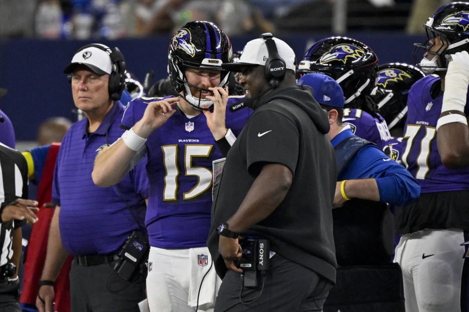 Lions &amp; Commanders To Interview Ravens QBs Coach Tee Martin For OC Jobs
