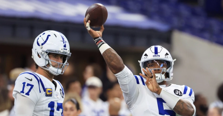 Once competing to start, Colts have two QBs with contrasting team futures in Indianapolis