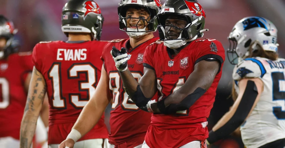 Poll: What direction are the Bucs headed to start the offseason?