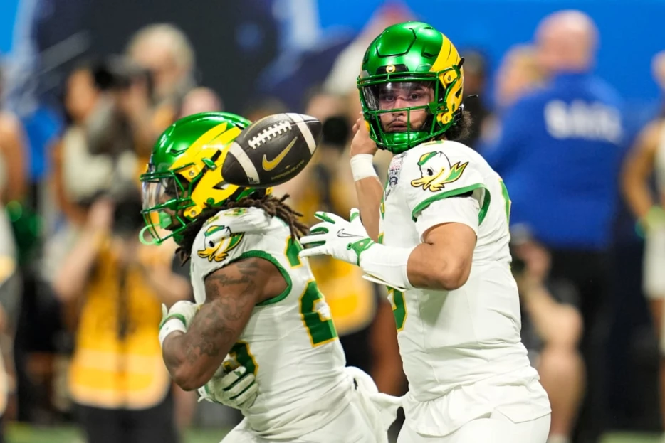 5 Draft Prospects NY Jets Could Pivot To After Dante Moore’s Rough Peach Bowl Performance