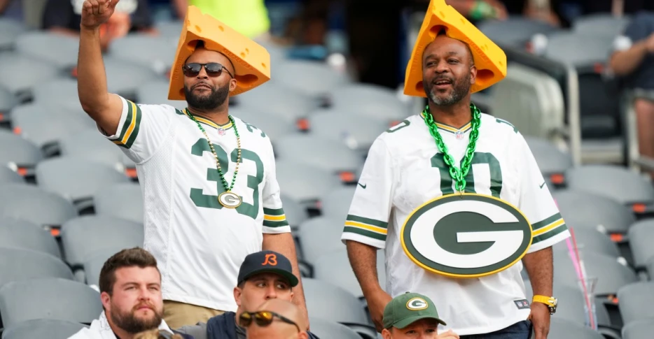 Confessions of a Packers Fan in Chicago