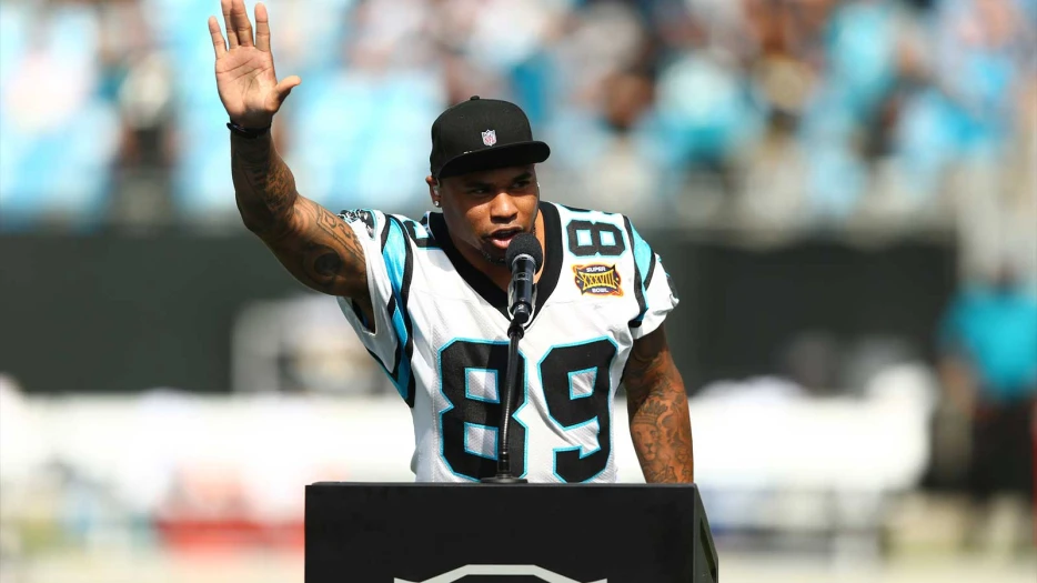 Steve Smith gets fans hyped for Wild Card showdown vs. Rams