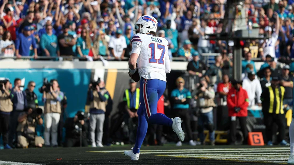 Bills QB Josh Allen brushes off injury concerns after scare vs. Jaguars