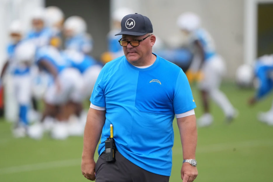 Chargers Unsure About Bringing Back OC Greg Roman?